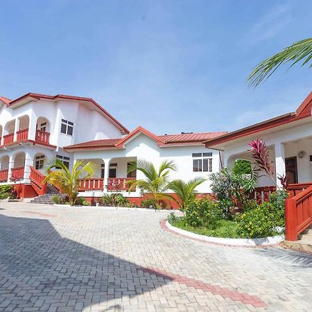 Royal Elmount Hotel Elmina 외부 사진