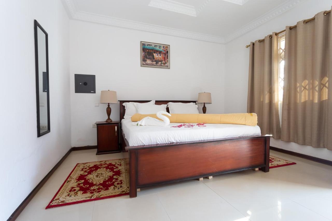 Royal Elmount Hotel Elmina 외부 사진