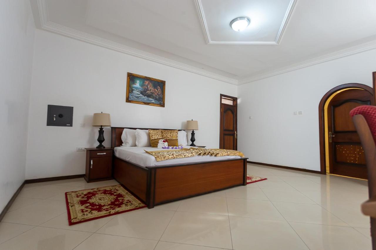Royal Elmount Hotel Elmina 외부 사진