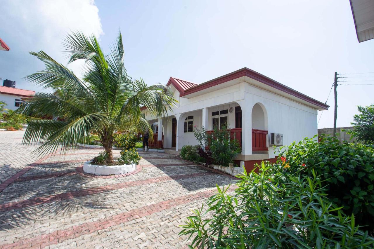 Royal Elmount Hotel Elmina 외부 사진